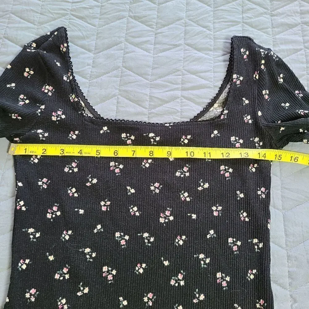 H&M Divided ribbed floral dress